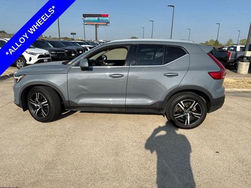 Gray 2023 Volvo XC40 B5 Plus Bright Theme