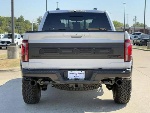 2025 Ford F-150 Raptor R