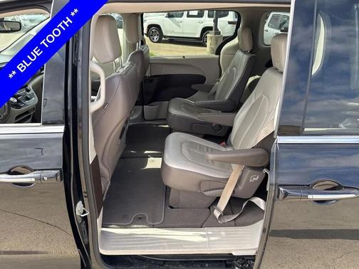 2018 Chrysler Pacifica Touring-L