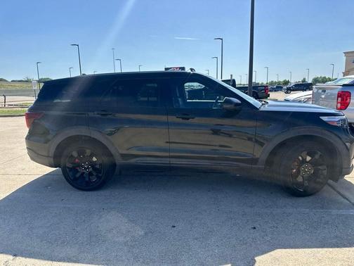 Agate Black Metallic 2021 Ford Explorer ST