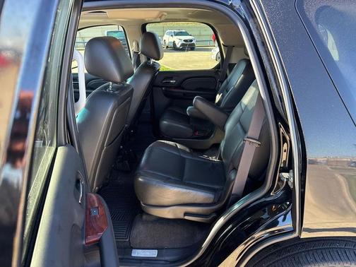 2010 Cadillac Escalade Premium