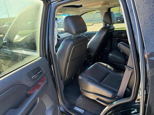 2010 Cadillac Escalade Premium