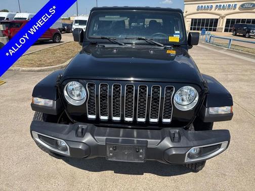 2023 Jeep Gladiator Overland
