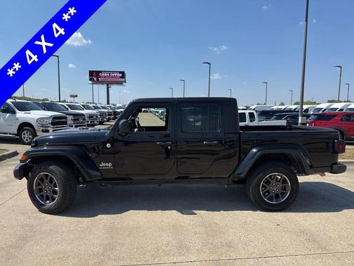 2023 Jeep Gladiator Overland