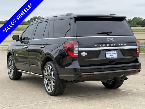 Agate Black Metallic 2024 Ford Expedition King Ranch
