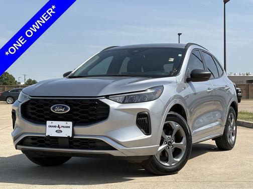 Iconic Silver Metallic 2024 Ford Escape ST-Line