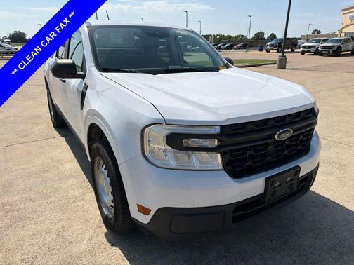 Oxford White 2022 Ford Maverick XL