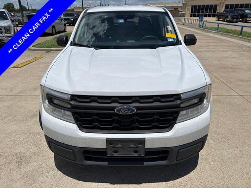 Oxford White 2022 Ford Maverick XL