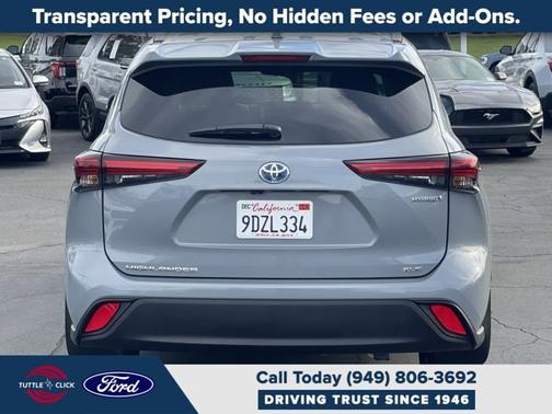 Gray 2023 Toyota Highlander BRONZE EDITION