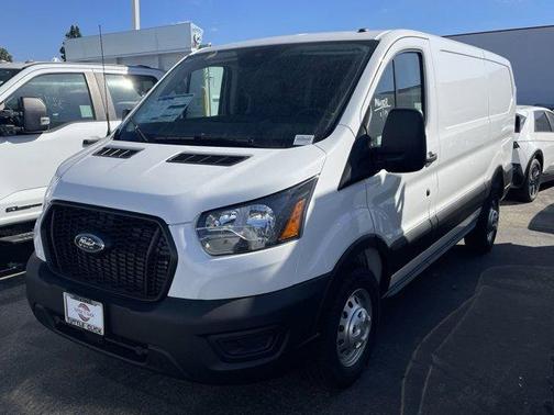 2025 Ford Transit-350 