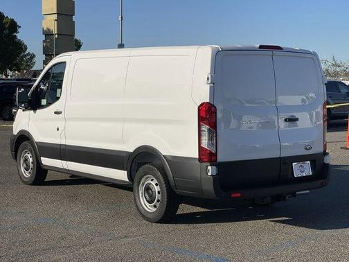 2025 Ford Transit-150 