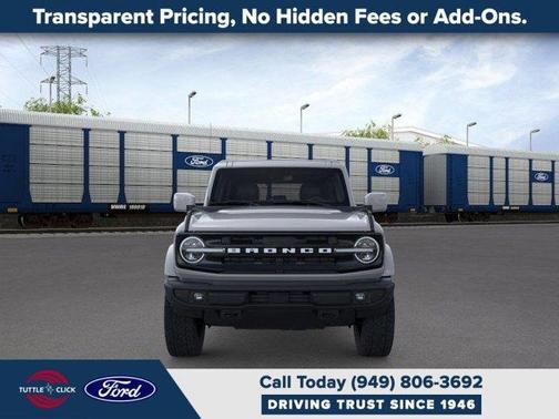 2026 Ford Bronco Outer Banks