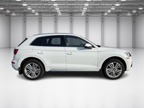 2018 Audi Q5 2.0T Prestige