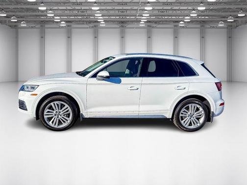 2018 Audi Q5 2.0T Prestige