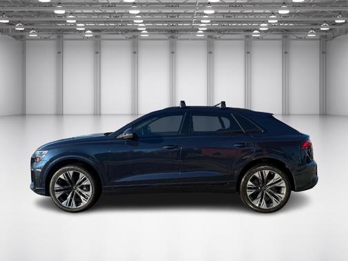 2024 Audi Q8 55 Premium