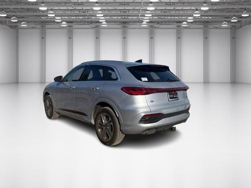 2025 Audi Q5 2.0T quattro Premium