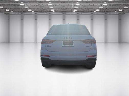 2024 Audi Q3 45 S line Premium