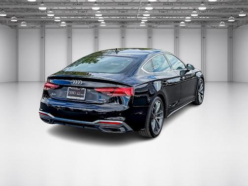 2024 Audi A5 Sportback 45 S line quattro Premium