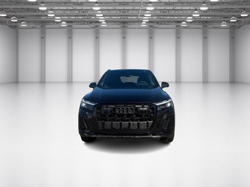 2025 Audi Q7 45 Premium Plus