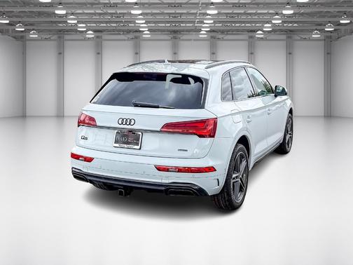 2023 Audi Q5 Prestige 55 TFSI e S line quattro S tronic
