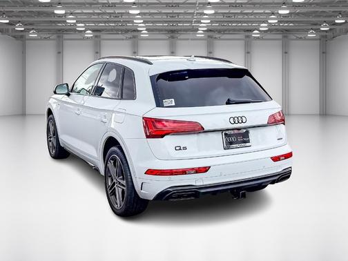 2023 Audi Q5 Prestige 55 TFSI e S line quattro S tronic