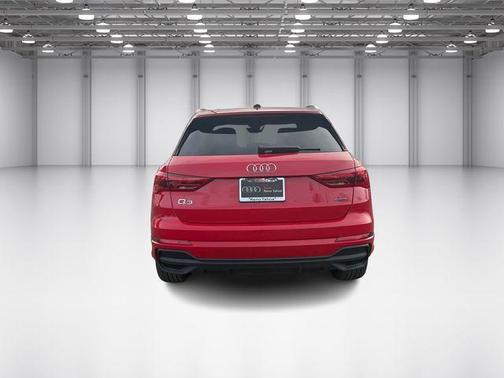 2025 Audi Q3 45 S line Premium