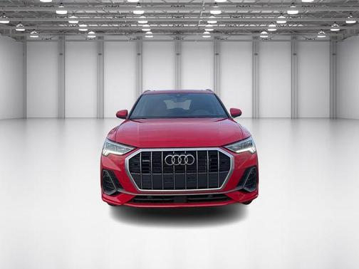 2025 Audi Q3 45 S line Premium