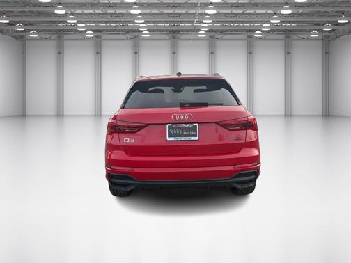 2025 Audi Q3 45 S line Premium