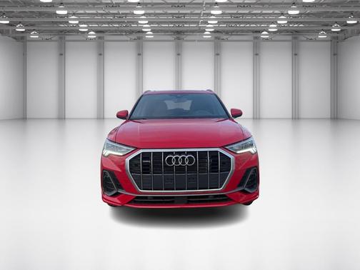 2025 Audi Q3 45 S line Premium