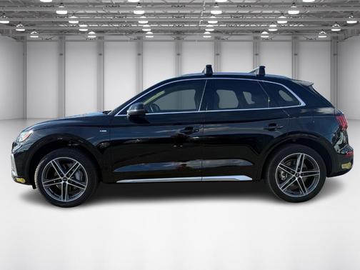2022 Audi Q5 e 55 S line quattro Premium