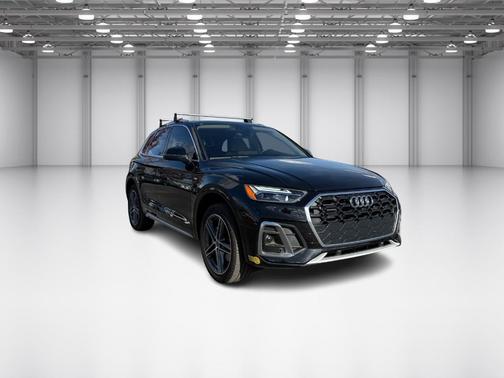 2022 Audi Q5 e 55 S line quattro Premium