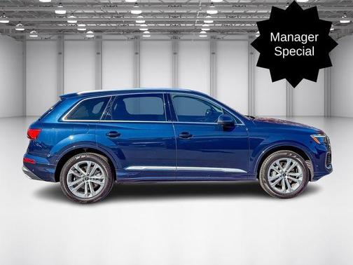 2025 Audi Q7 45 Premium Plus