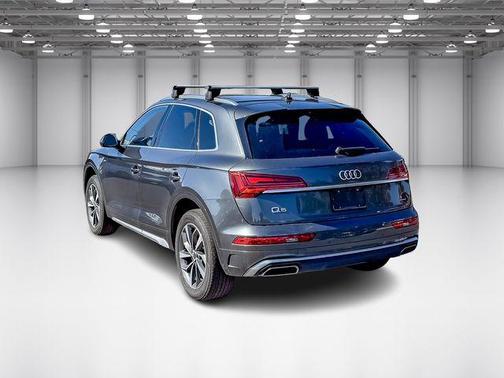 2023 Audi Q5 45 S line quattro Premium
