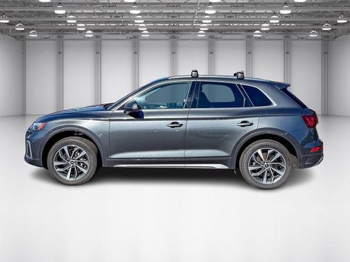 2023 Audi Q5 45 S line quattro Premium