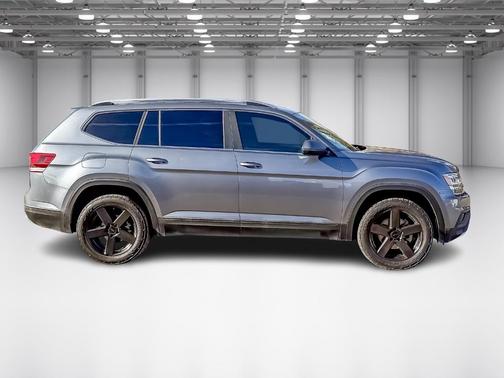 2018 Volkswagen Atlas 3.6L SE w/Technology