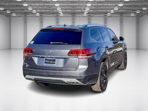 2018 Volkswagen Atlas 3.6L SE w/Technology