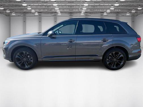 2025 Audi Q7 Premium Plus 55 TFSI quattro Tiptronic