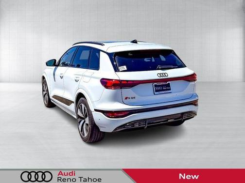 2025 Audi SQ6 e-tron Premium