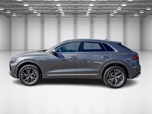 2025 Audi Q8 Premium 55 TFSI quattro