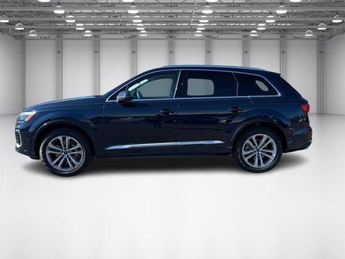 2025 Audi Q7 Premium Plus 45 TFSI quattro Tiptronic