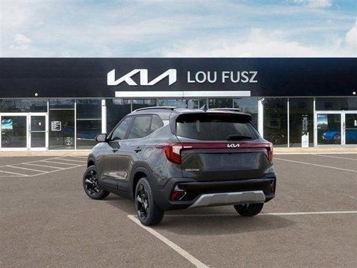 Gravity Gray 2026 Kia Seltos EX