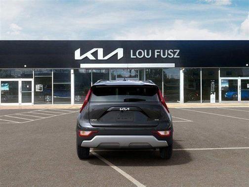 Interstellar Gray 2026 Kia Niro LX