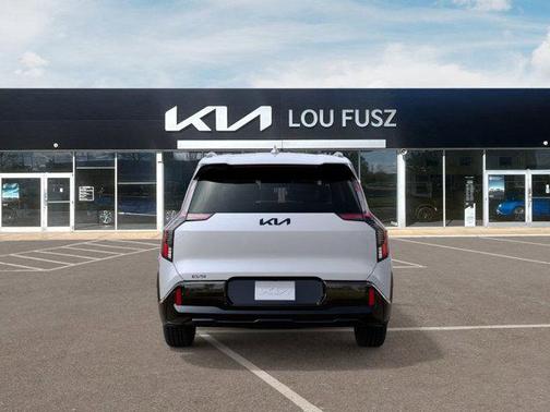 2026 Kia EV9 Land