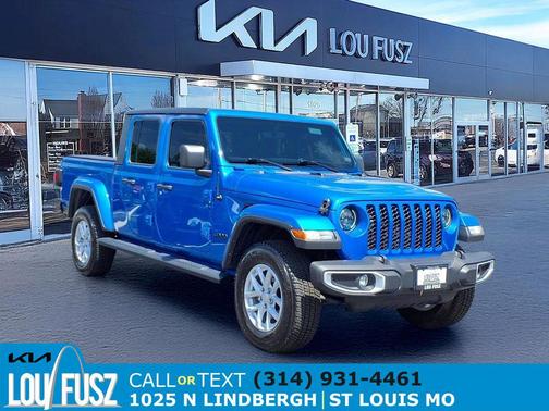 Hydro Blue Pearlcoat 2023 Jeep Gladiator Sport S