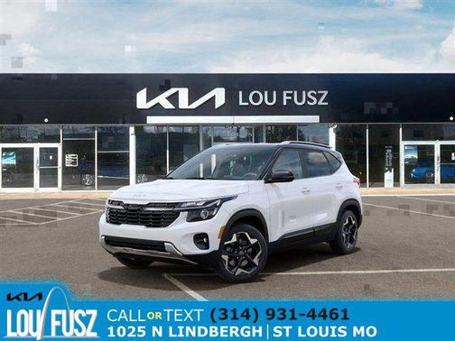 Clear White/Black Roof 2026 Kia Seltos S