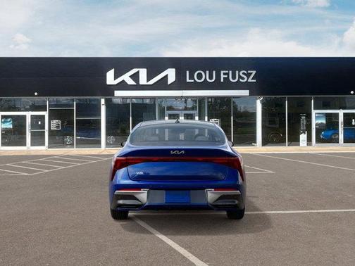 2025 Kia K5 EX