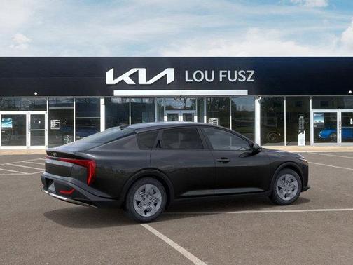 2025 Kia K4 LX