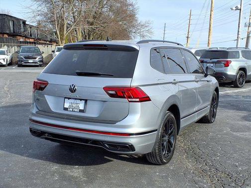 2022 Volkswagen Tiguan 2.0T SE R-Line Black