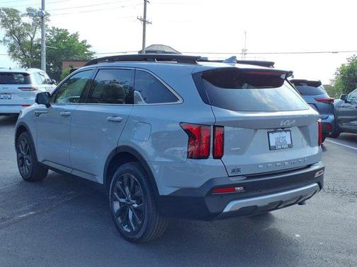 2022 Kia Sorento SX