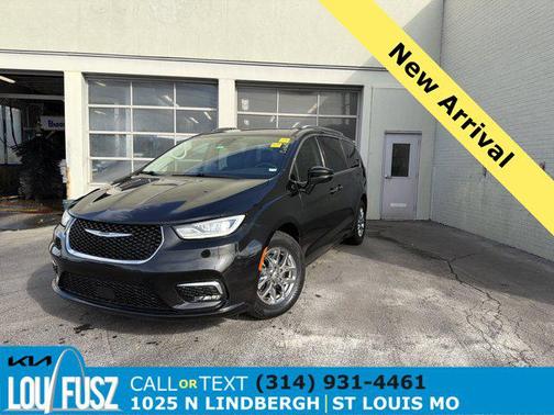2021 Chrysler Pacifica Touring L